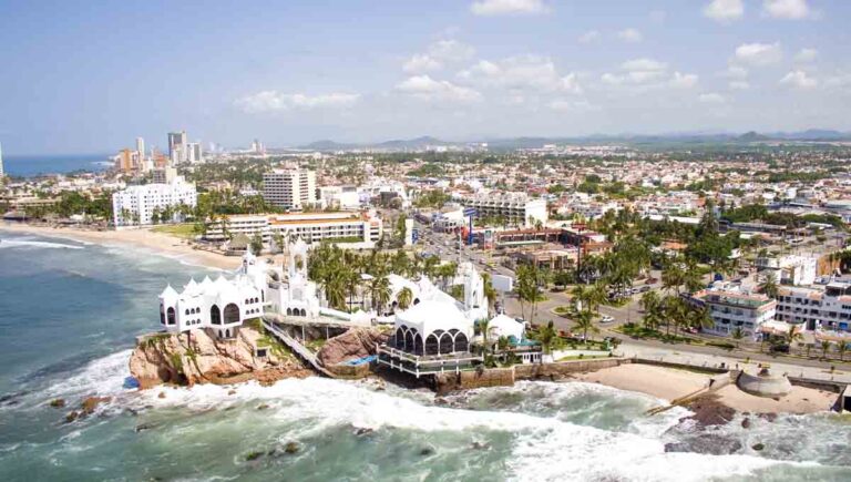 MAZATLÁN ZONA DORADA
