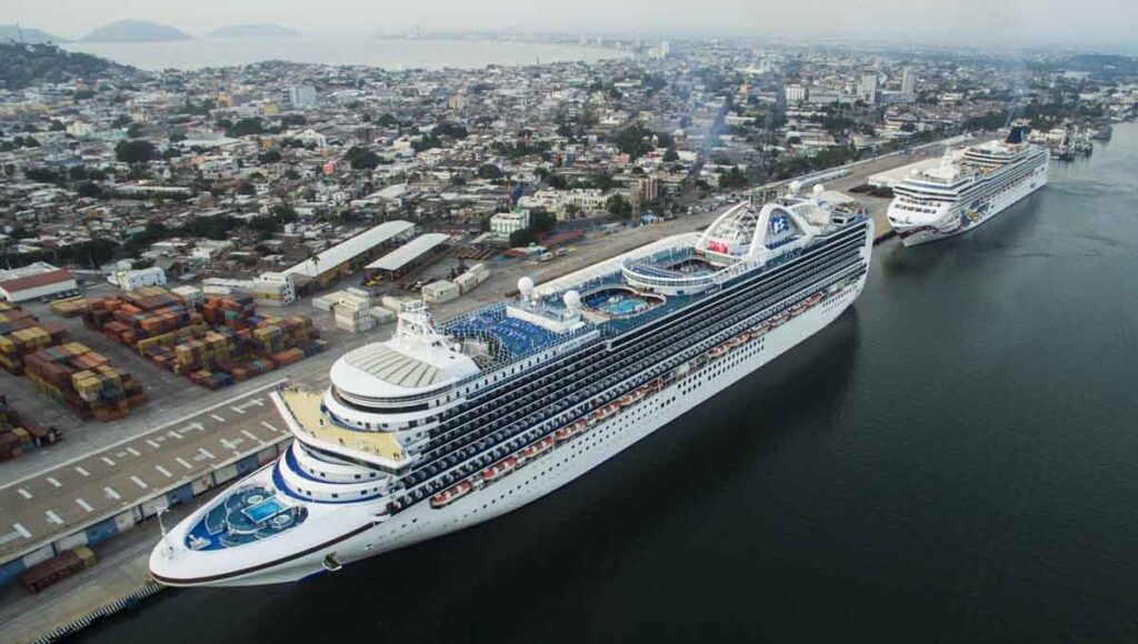 MAZATLÁN CRUCEROS