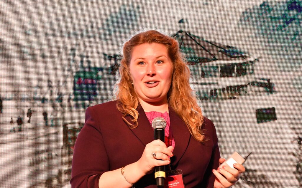 Martine Klooster, Schilthorn Cableway LTD