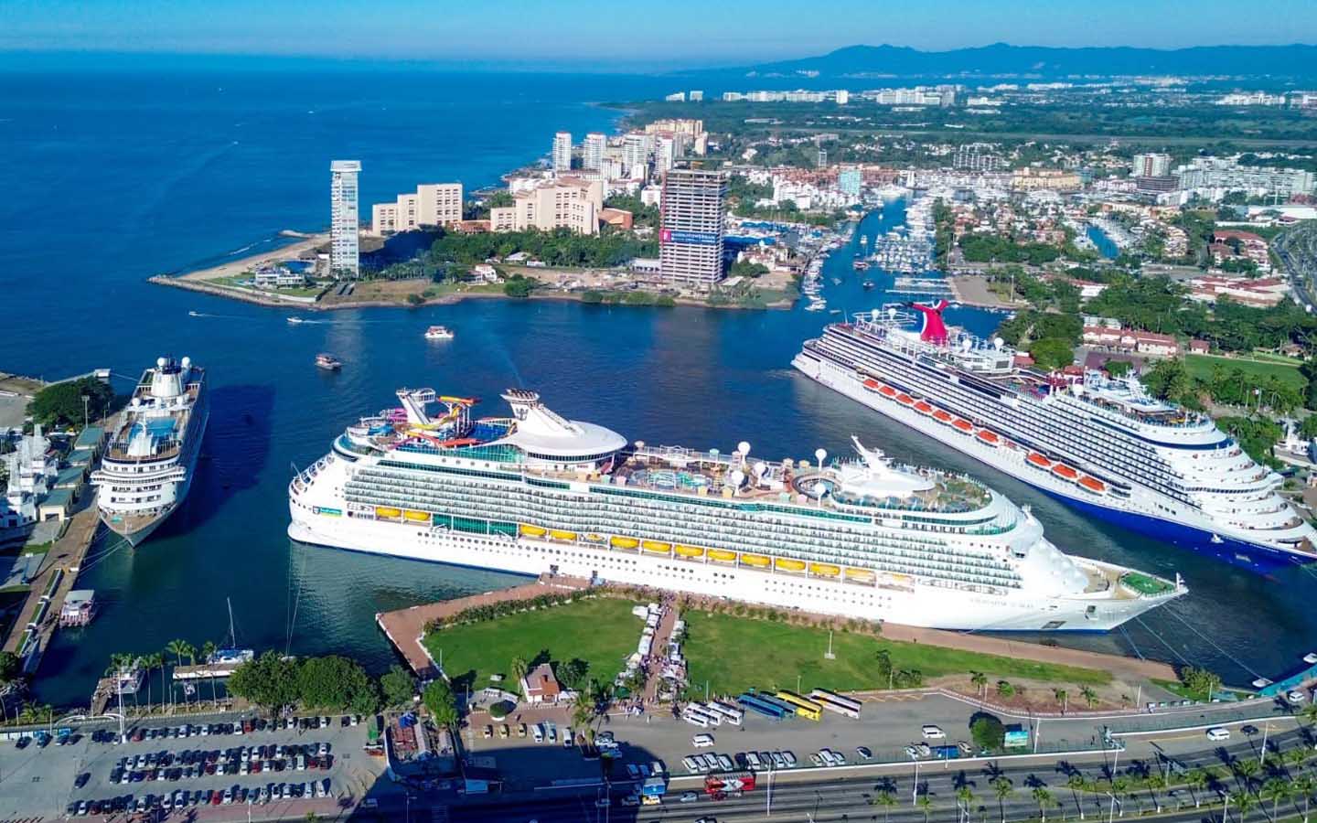 Puerto Vallarta Home Port cruceros anuncio