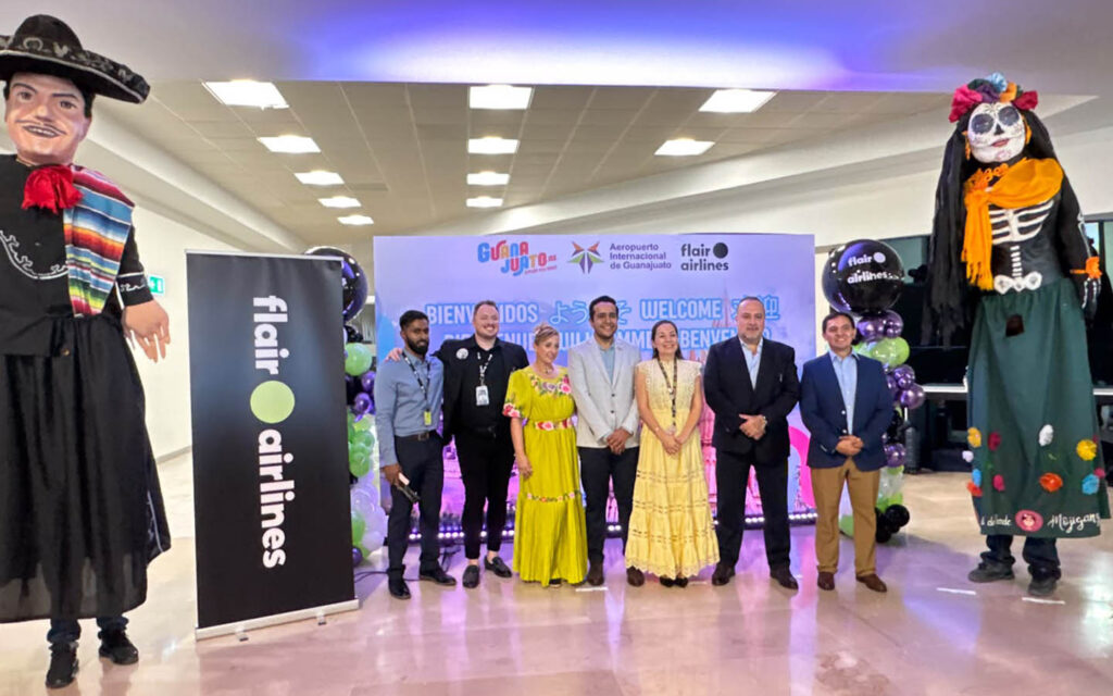 Guanajuato inauguración ruta Vancouver Flair Airlines 2